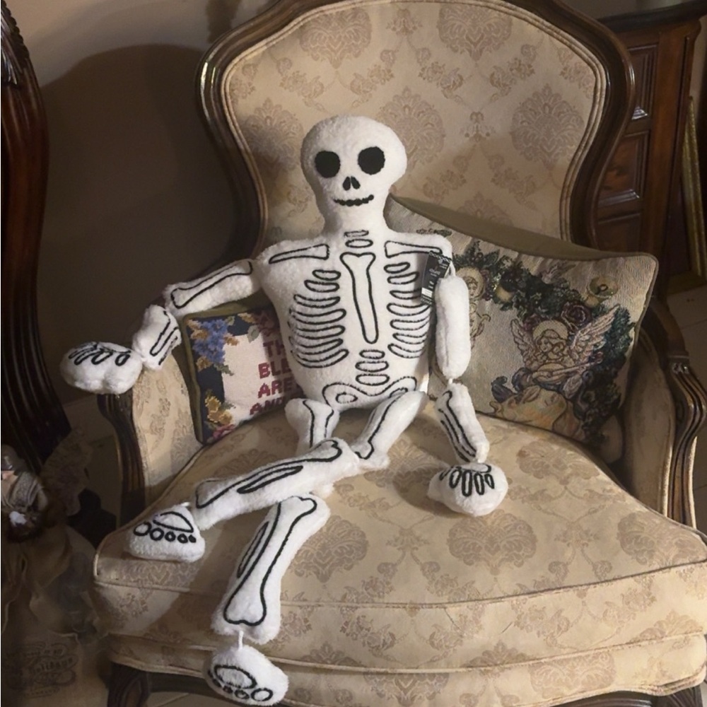 COPY - *•SKELETON PILLOW•*